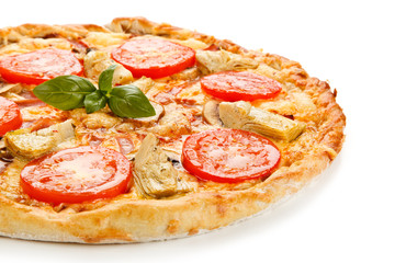 Pizza with mushrooms and artichokes