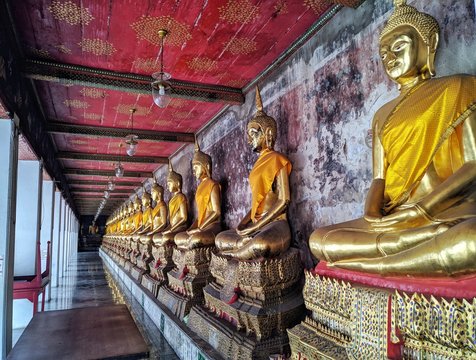 Wat Suthat gold buddha