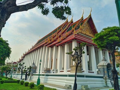 Wat Suthat temple