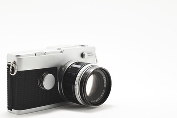 古いフィルムカメラ