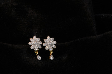 Obraz na płótnie Canvas American diamond silver jewelry pair of earrings for woman fashion 