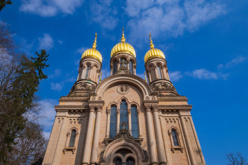 Fototapeta na wymiar Russisch-orthodoxe Kapelle in Wiesbaden