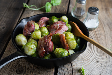 Brussels sprouts with fried bacon