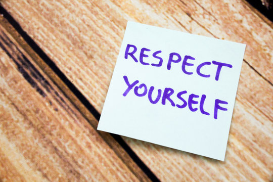 Handwritten Motivational Reminder to Value Oneself. Positive Message About Respect on a Note. Written Mantra for Self Love. Catchphrase to Boost Confidence