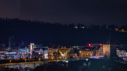 Fototapeta na wymiar Esslingen bei Nacht Pliensaubrücke brücke