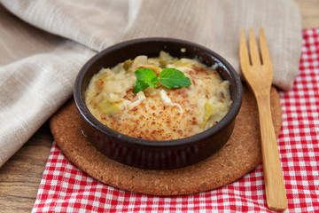 Scallop with pepper and mushrooms