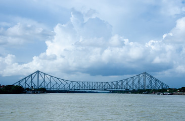 Full view of howrah bridge in cloudy day