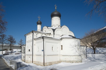 Fototapeta na wymiar Moscow, Russia - March 19, 2018: Church of the Conception of Anna, in the Corner, in the natural landscape Park 