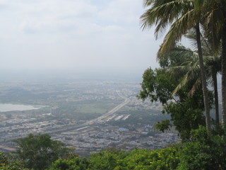 Blick vom Chamundi Hill auf Mysore / Südinidien