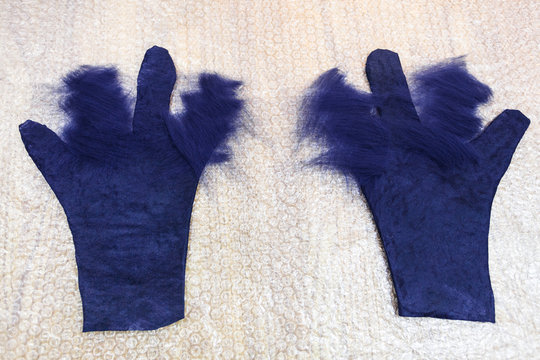 partly shaped gloves with new fibers on fingers
