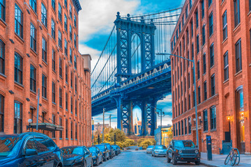 amazing view of Manhattan Bridge in New York - obrazy, fototapety, plakaty
