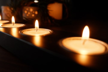 A la luz de las velas