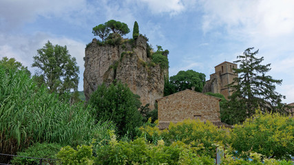 Fototapeta na wymiar Mourèze, Hérault, Languedoc-Roussillon, Occitanie, France