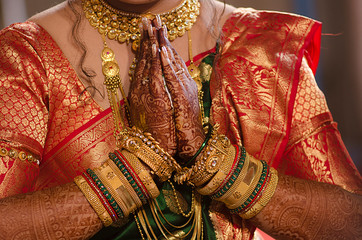 wedding candid capture of bride