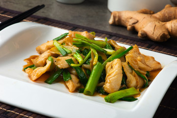 chinese stir fry ginger spring onion chicken