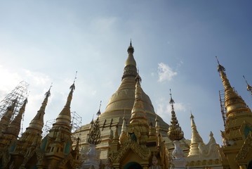 Naklejka premium golden pagoda in Myanmar