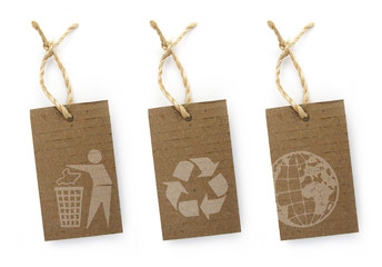 3 étiquettes recyclées
