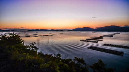 日本、岡山県、瀬戸内海、朝の牛窓と多島美、瀬戸大橋付近、倉敷市、玉野市