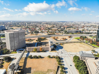 Aerial view downtown Las Colinas, Irving, Texas and light rail system (Area Personal Transit, APT). Las Colinas is an upscale, developed area in the Dallas suburb © trongnguyen
