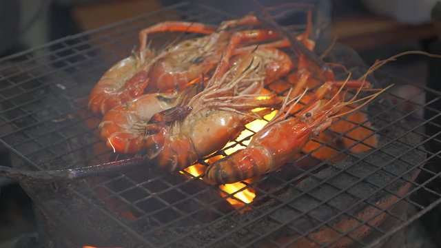 Grilled shrimp on a charcoal stove