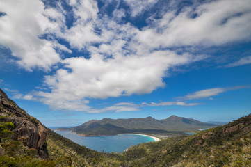 Fototapeta premium Wineglass Bay, Coles Bay in Freycinet National Park, Tasmania.
