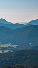 Obraz premium Smartphone HD wallpaper of beautiful alpine view at Brauneck - Lenggries - Bavaria