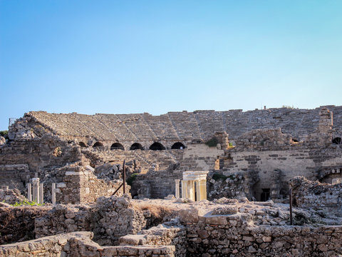 Amphitheater, Tempel, Ruinen, S&auml;ulen