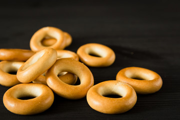 Round biscuit wheels