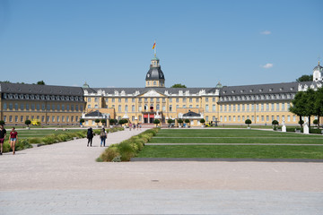 Karlsruhe, Kirche, Schloss, Statuen