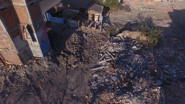 A magnitude 7.8 earthquake struck the Ecuadorian coast on April 16, 2016, leaving behind death and massive destruction in Bahia de Caraquez, Canoa, Pedernales, Chone, Rocafuerte, Portoviejo, Manta, an