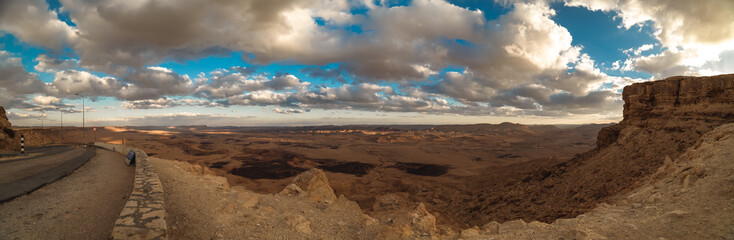 mitzpe ramon crater israel desert 