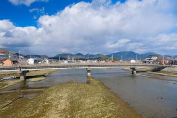 Fototapeta na wymiar 田辺市 会津川と旧会津橋