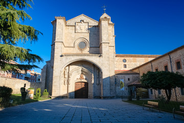 Fototapeta premium アビラ サント・トマス王立修道院 Real Monasterio de Santo Tomás