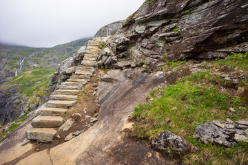 Fototapeta na wymiar Wanderwege in Norwegen