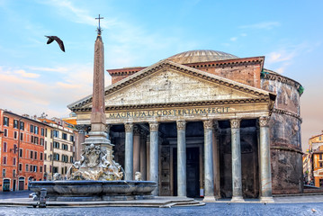 Fototapeta na wymiar Roman Pantheon and the fountain morning view, no people