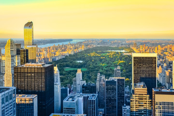 New York City skyline during the sunset from the Top of the Rock (Rockefeller Center), United...