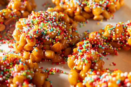 Struffoli, dolce tipico campano