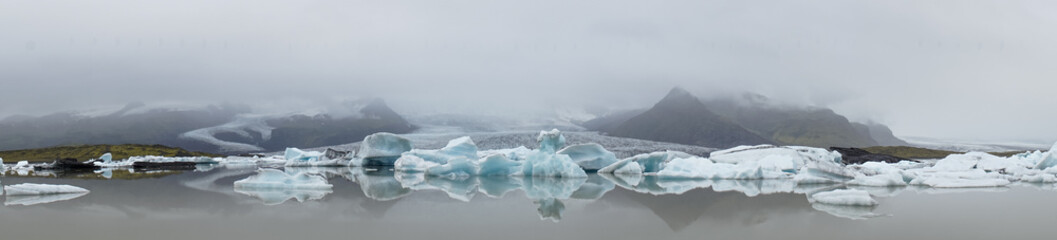 Eis in Gletscherlagune auf Island