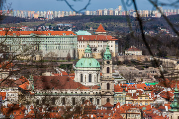 Fototapeta na wymiar St. Nicholas Church and Praga city seen from the Petrin Hill
