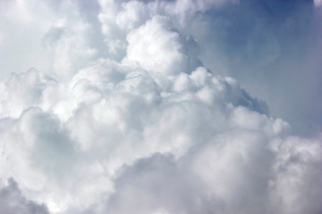 Obraz premium Fluffy clouds in sky