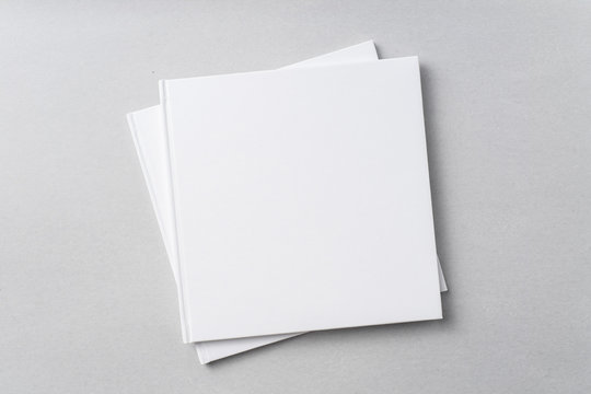 Top view of white hardcover notebook © voyata