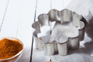 gingerbread cakes on white wood table