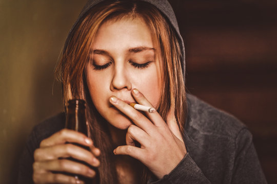 Teenage girl wirh bad habits