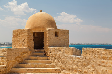 MAHDIA / TUNISIA - JUNE 2015: Bordj el Kebir Fortress in Mahdia, Tunisia - obrazy, fototapety, plakaty