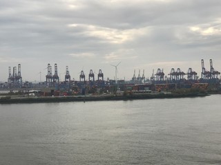 Naklejka premium Hamburger Hafen in Hamburg