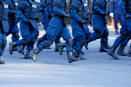 機動隊！隊服！上下 Mサイズ！右翼！街宣！特攻服！ 在庫残り2着】（マル