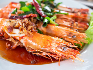 Shrimp with tamarind sauce 3