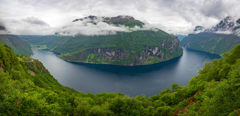 Naklejka na ściany i meble Norwegen Geirangerfjord