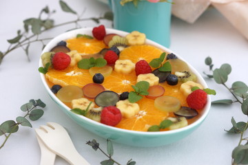 フルーツたっぷりゼリー