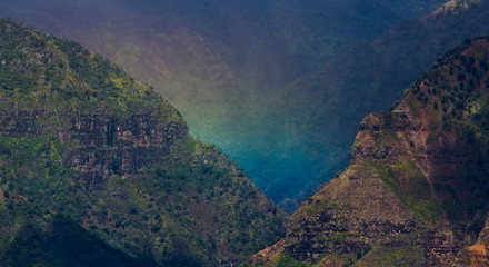 Regenbogen im Waimea Canyon auf Kauai in Hawaii